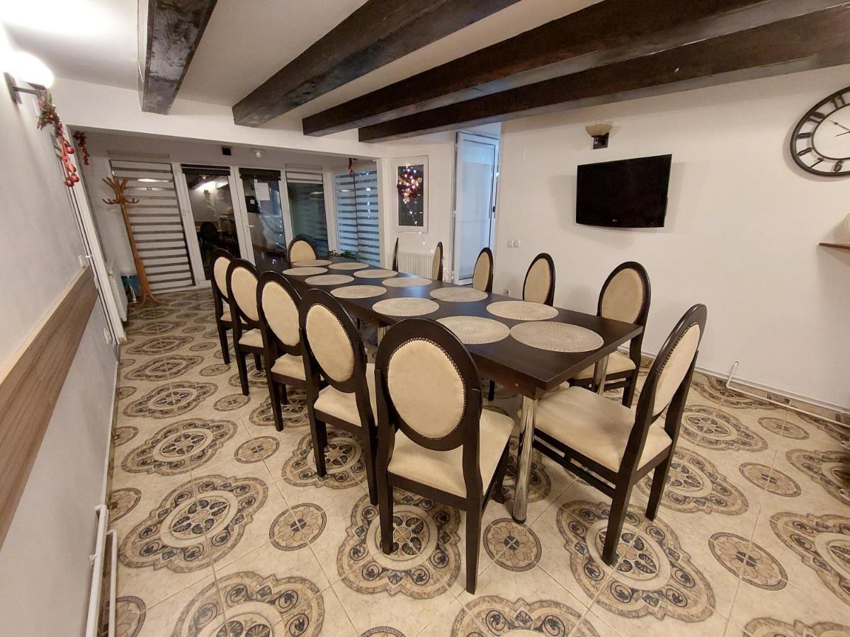 Pension Casablanca Campina Exterior photo